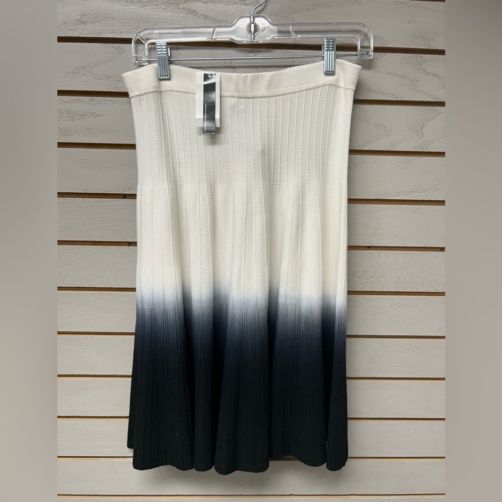 Chelsea & Theodore Black and White Ombre A-Line Skirt